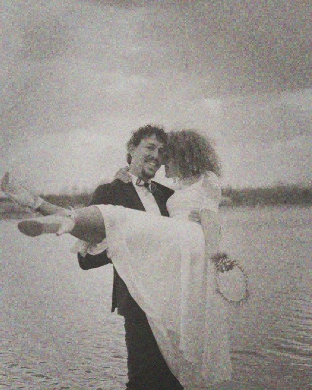 A wedding photo in the Vintage Fade film look